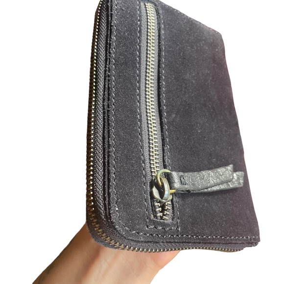 49 Square Miles Black Suede Chit Chat Phone Wallet Wristlet Zip Around - Picture 8 of 15